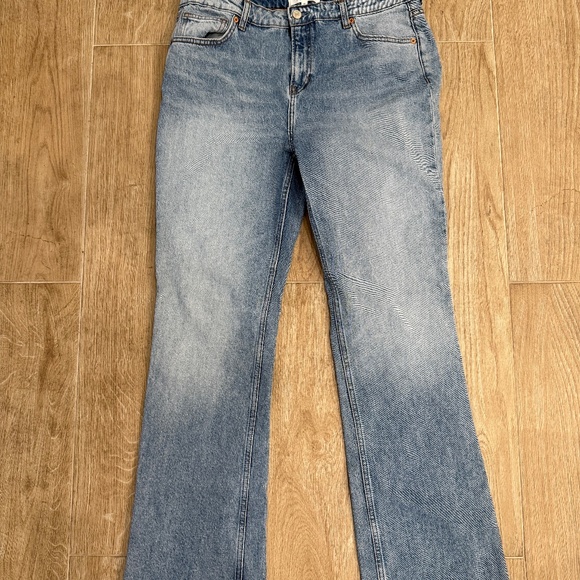 Reformation Rayna Low Rise Bootcut Jean - Picture 7 of 7